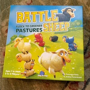 Battle Sheep Board Game - like new!